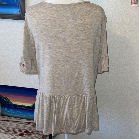 Embroidered Peplum Top - Picture 5 of 6